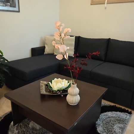 Cozy Apartment Νear Nea Paralia Of Thessaloniki Exterior foto