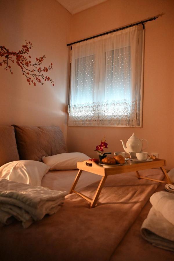 Cozy Apartment Νear Nea Paralia Of Thessaloniki Exterior foto