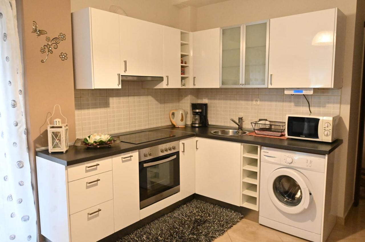Cozy Apartment Νear Nea Paralia Of Thessaloniki Exterior foto