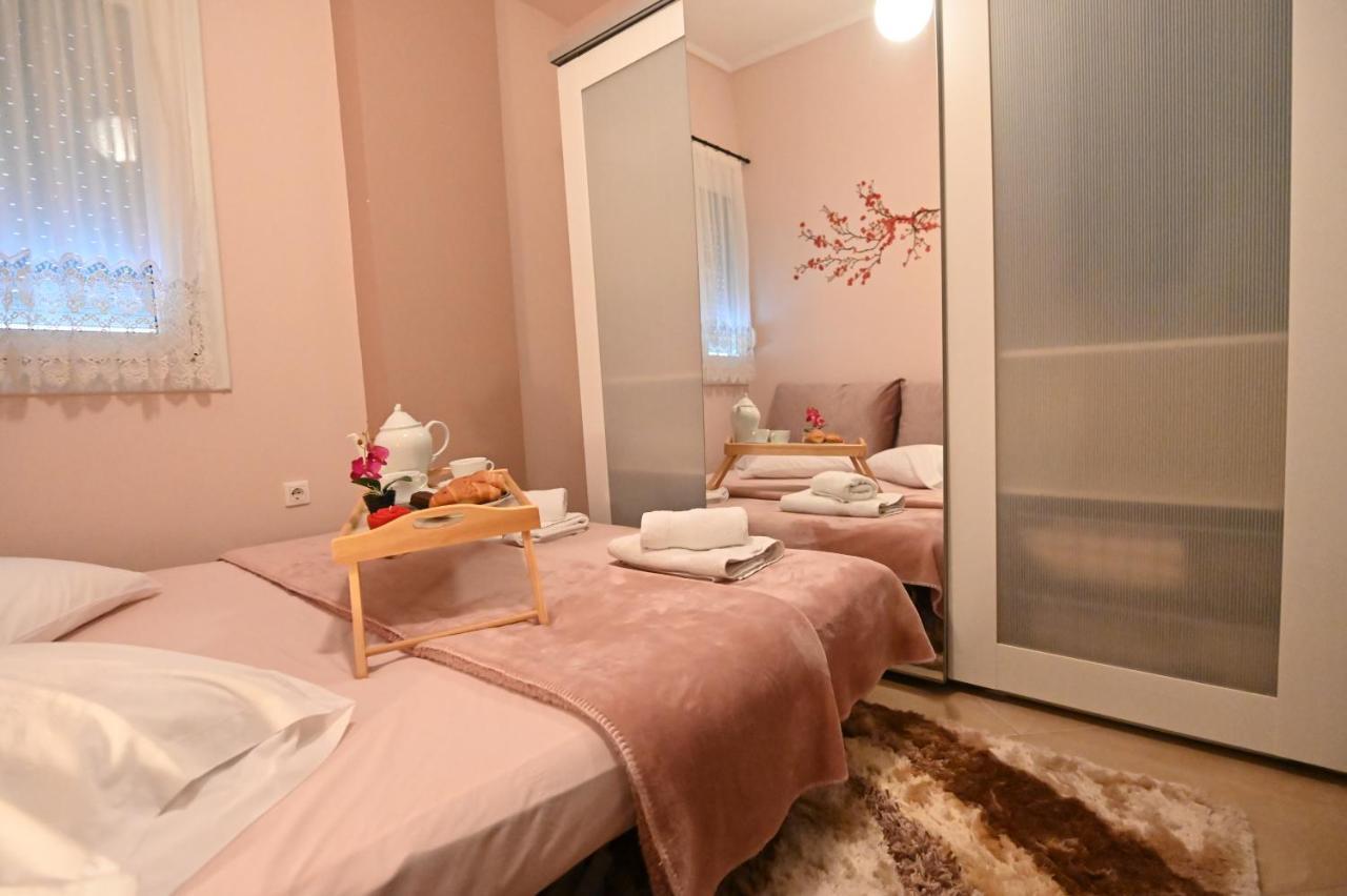 Cozy Apartment Νear Nea Paralia Of Thessaloniki Exterior foto