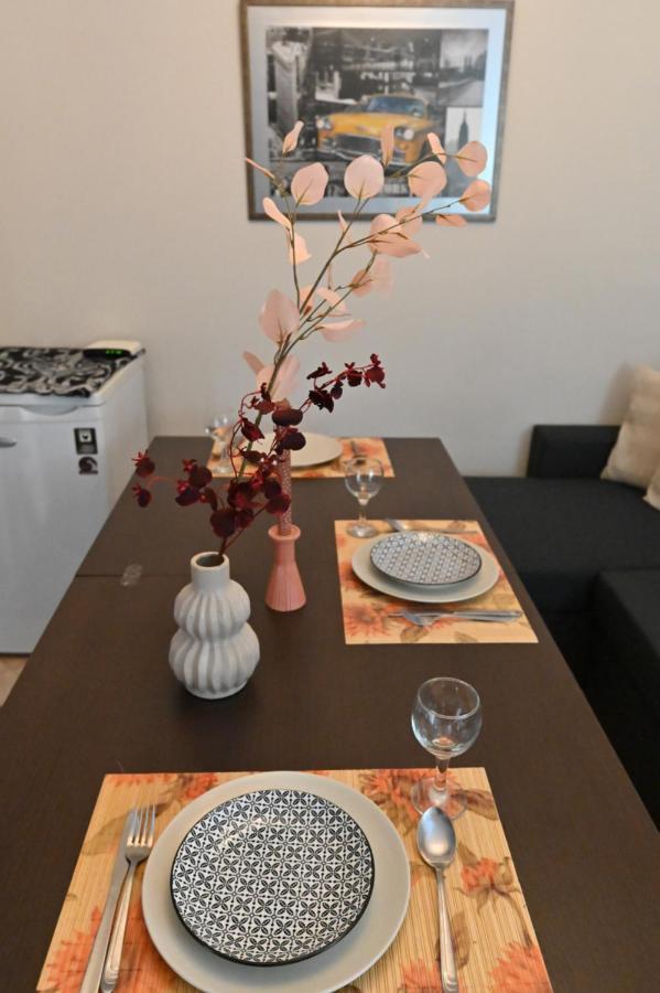 Cozy Apartment Νear Nea Paralia Of Thessaloniki Exterior foto