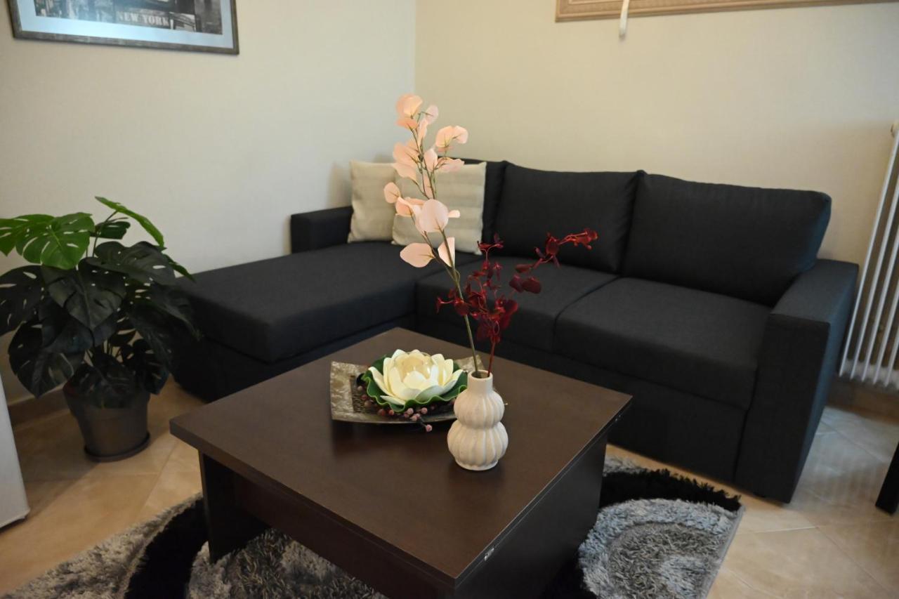 Cozy Apartment Νear Nea Paralia Of Thessaloniki Exterior foto